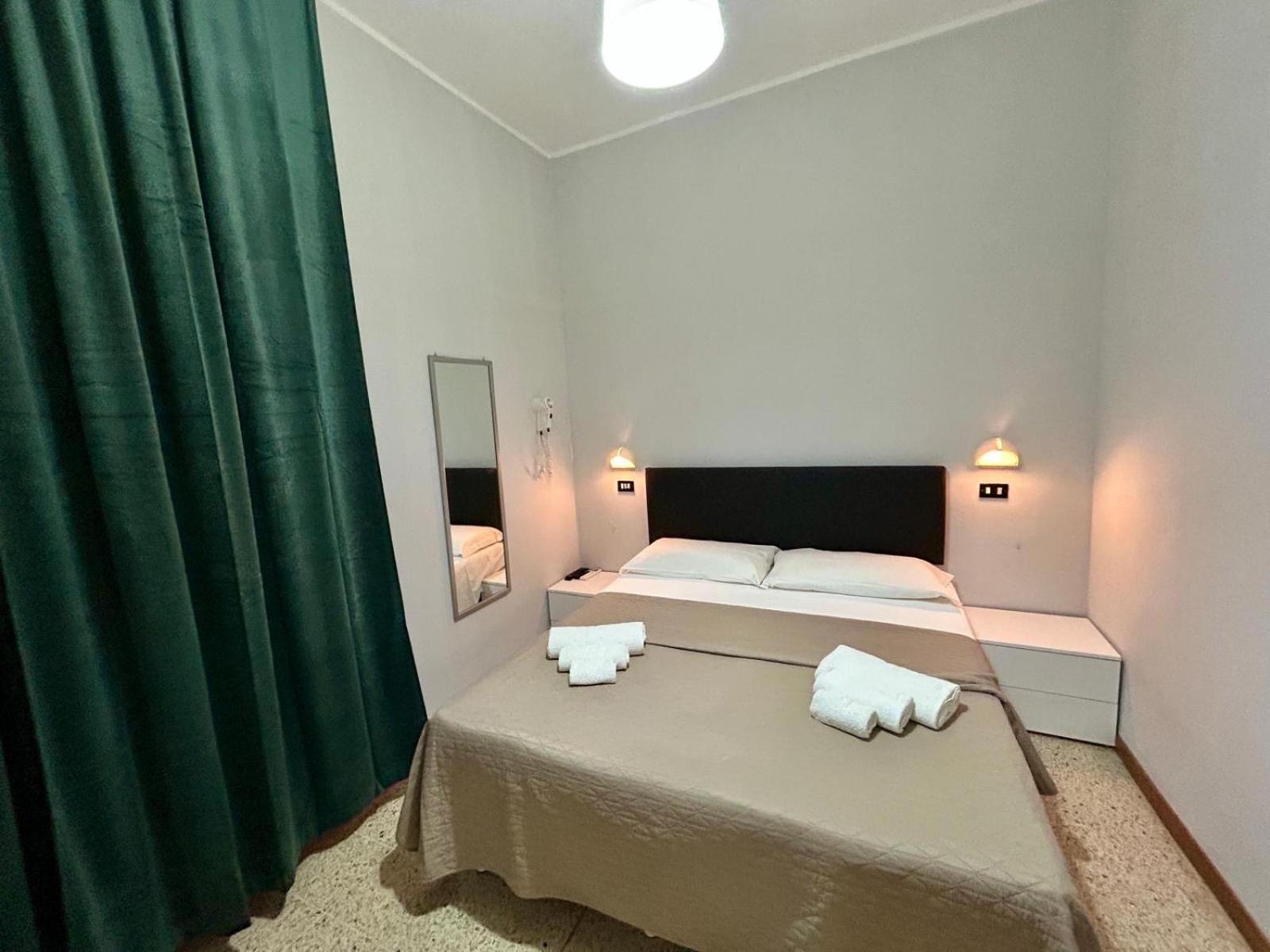Hotel La Pergola Bellaria-Igea Marina Extérieur photo